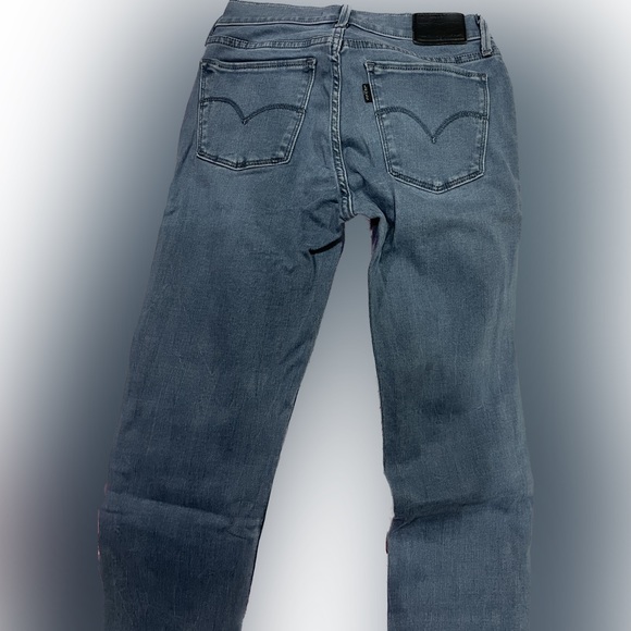 Denim - Picture 4 of 10